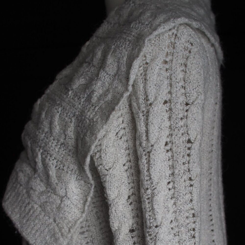 Splendor! | Wool Blend, Cable Knit, Collared Cardigan - Picture 6 of 8